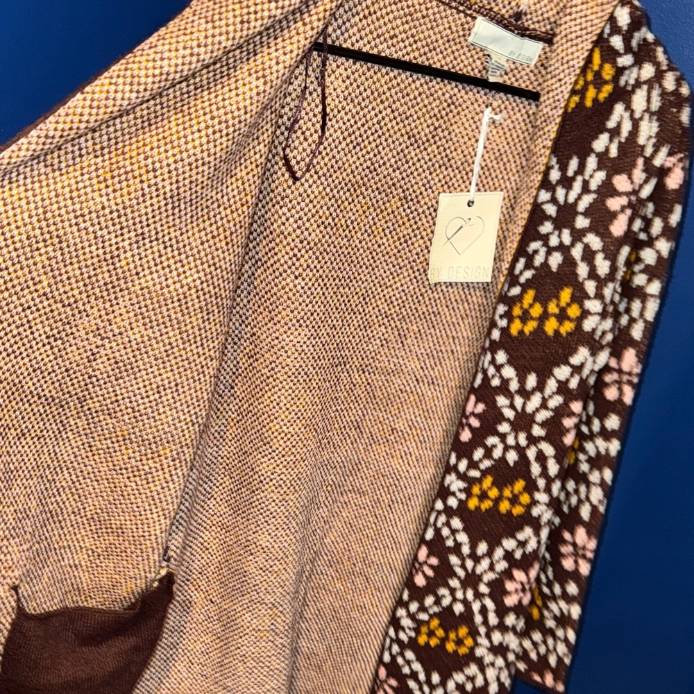 By Design- NWT Brown Floral Patterned Cardigan Size Medium - Picture 12 of 16
